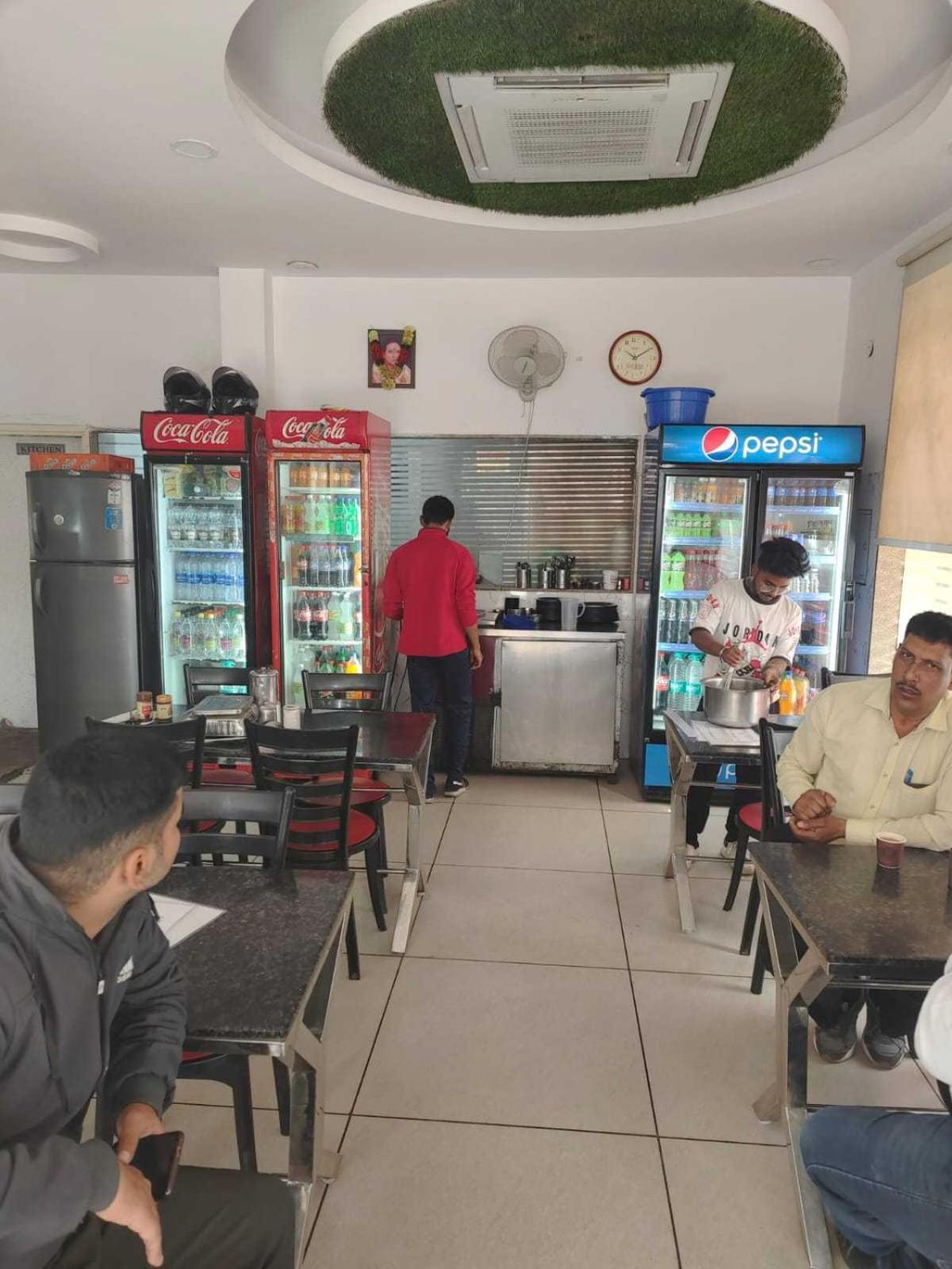 Hotel O Food Plaza Zirakpur Exterior foto
